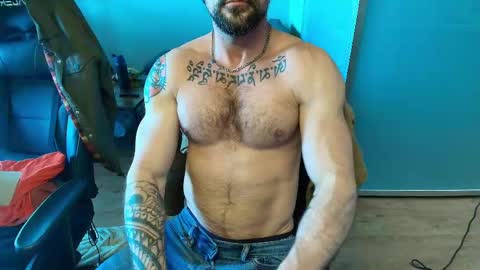 Snapshot of zuko_zen69 chatting on April 2026 01:55:01 AM Zuko online show from April 2026 01:55:01 AM
