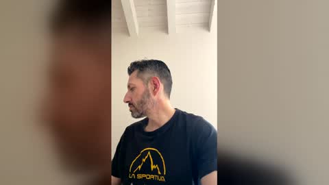 zulloking online show from April 2026 08:26:01 AM