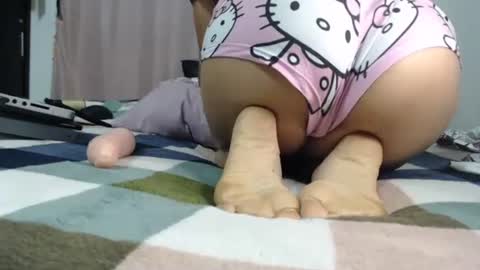 zully25 online show from February 2025 06:12:02 AM