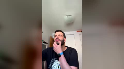 Snapshot of zurdineno chatting on May 2026 10:55:01 AM zurdineno online show from May 2026 10:55:01 AM