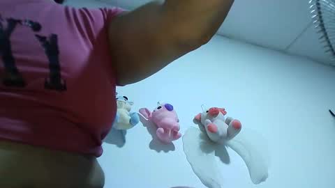 zusanahot online show from October 2025 07:45:01 PM