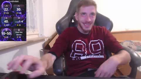 Zuzmoe online show from November 2025 11:02:01 PM