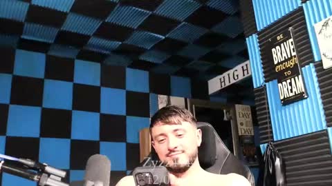 Snapshot of zyzz4444 chatting on December 2024 04:36:02 AM Greek God online show from December 2024 04:36:02 AM