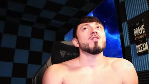 Snapshot of zyzz4444 chatting on February 2025 02:16:02 PM Greek God online show from February 2025 02:16:02 PM