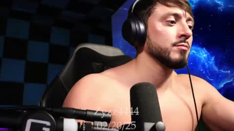 Snapshot of zyzz4444 chatting on February 2025 04:18:02 AM Greek God online show from February 2025 04:18:02 AM