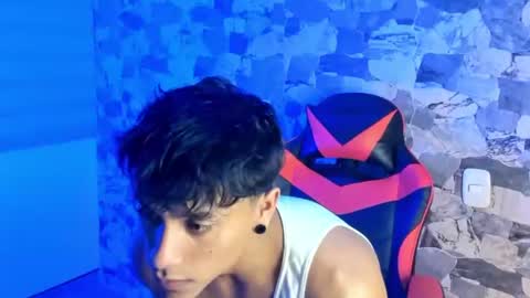 zyzz_1812 online show from July 2026 03:10:02 AM