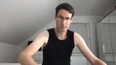 Snapshot of zzz123_cam chatting on September 2025 02:40:01 PM zzz123_cam online show from September 2025 02:40:01 PM