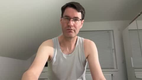 Snapshot of zzz123_cam chatting on February 2026 10:43:01 PM zzz123_cam online show from February 2026 10:43:01 PM