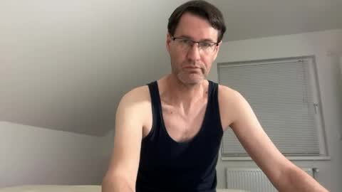 zzz123_cam online show from May 2026 03:06:02 PM