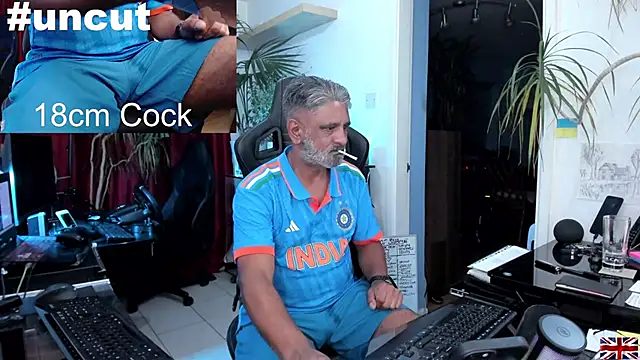 OnlineBossUK online show from March 2025 12:00:01 PM