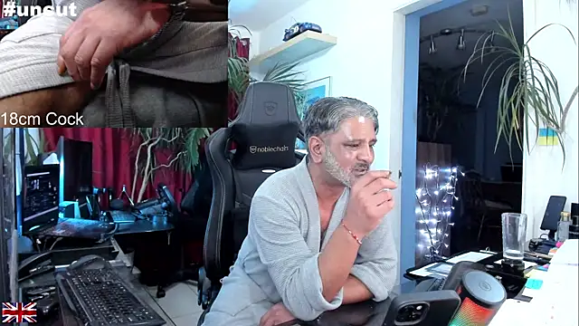 OnlineBossUK online show from September 2025 04:12:02 AM