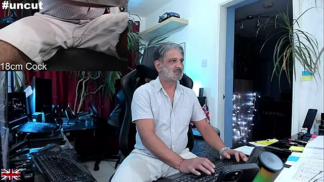 OnlineBossUK online show from September 2025 10:43:02 PM