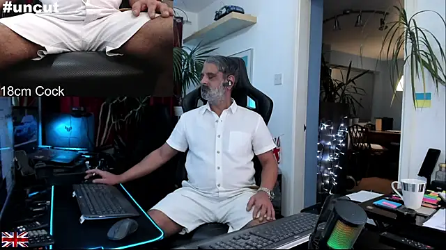 OnlineBossUK online show from November 2025 09:26:01 PM