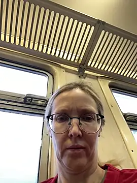 angelmommu online show from February 2026 05:03:01 AM