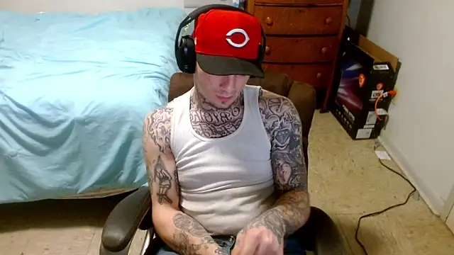 Snapshot of DADDY_KANE8--- chatting on April 2026 04:13:02 AM DADDY KANE8--- online show from April 2026 04:13:02 AM