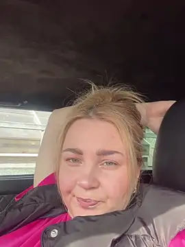 Snapshot of SabrinaBacker chatting on March 2025 09:14:01 AM SabrinaBacker online show from March 2025 09:14:01 AM