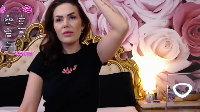 HessaHessy online show from April 2026 02:17:02 PM