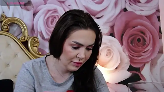 HessaHessy online show from April 2026 03:40:02 PM