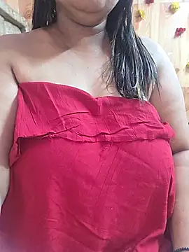 MOM-SUN-COUPLE online show from May 2026 09:25:02 AM
