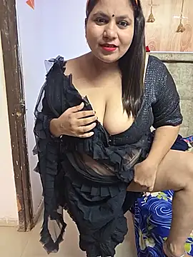 Snapshot of MOM-SUN-COUPLE chatting on June 2026 09:03:01 AM MOM-SUN-COUPLE online show from June 2026 09:03:01 AM