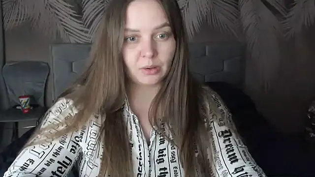 Snapshot of uliastar chatting on January 2025 12:18:01 PM uliastar online show from January 2025 12:18:01 PM