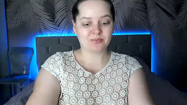 Snapshot of uliastar chatting on February 2025 07:07:02 AM uliastar online show from February 2025 07:07:02 AM