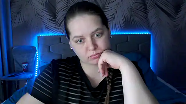 Snapshot of uliastar chatting on February 2025 09:21:01 AM uliastar online show from February 2025 09:21:01 AM