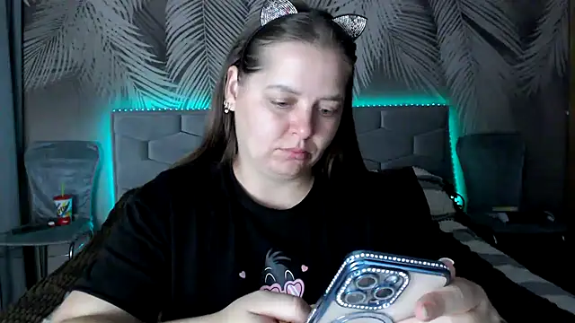 Snapshot of uliastar chatting on September 2025 06:13:01 AM uliastar online show from September 2025 06:13:01 AM