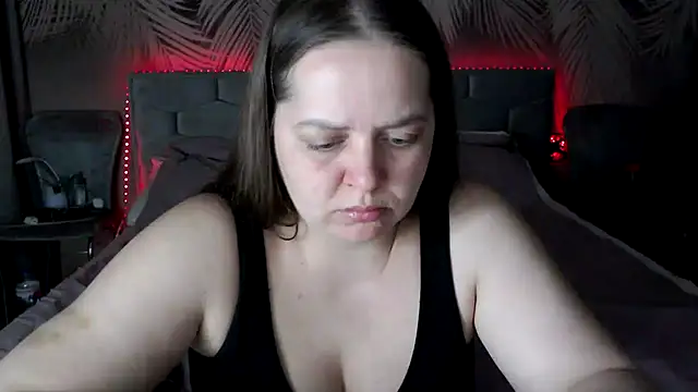 uliastar online show from April 2026 06:13:01 AM