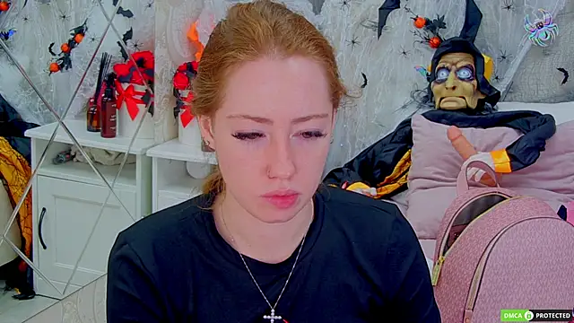 TinaBrook online show from October 2025 04:01:02 AM