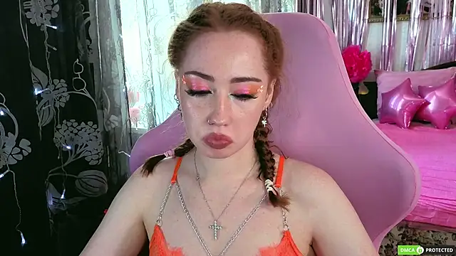 TinaBrook online show from June 2026 05:43:02 AM