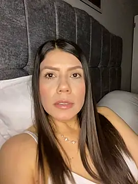 martina contreras online show from March 2026 06:07:02 AM