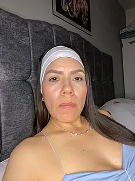 martina contreras online show from April 2026 07:03:02 AM