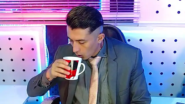 Darko0717 online show from November 2025 01:33:02 PM