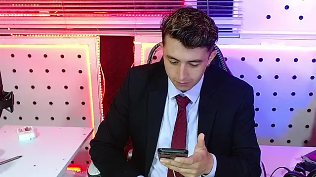 Darko0717 online show from November 2025 01:11:01 PM