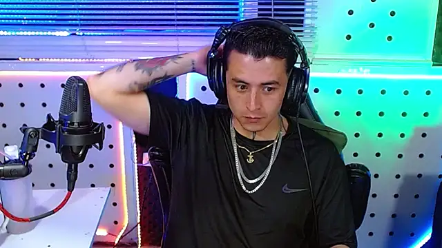 Darko0717 online show from January 2026 02:06:01 AM