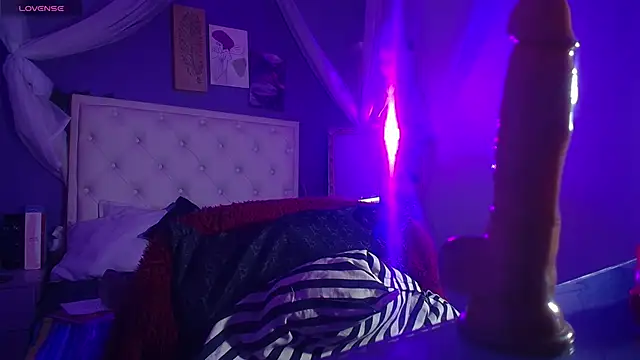 Snapshot of samanthaanderson_ chatting on December 2024 05:43:01 PM samanthaanderson  online show from December 2024 05:43:01 PM