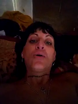 Snapshot of estefyzapata chatting on October 2025 08:09:02 PM estefyzapata online show from October 2025 08:09:02 PM