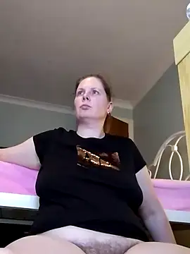 Snapshot of xxSexyBushLinnxx chatting on December 2024 08:07:01 PM xxSexyBushLinnxx online show from December 2024 08:07:01 PM