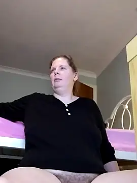 Snapshot of xxSexyBushLinnxx chatting on December 2024 09:19:01 PM xxSexyBushLinnxx online show from December 2024 09:19:01 PM