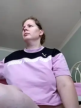 Snapshot of xxSexyBushLinnxx chatting on January 2025 10:43:01 AM xxSexyBushLinnxx online show from January 2025 10:43:01 AM