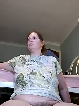 Snapshot of xxSexyBushLinnxx chatting on January 2025 08:48:01 PM xxSexyBushLinnxx online show from January 2025 08:48:01 PM