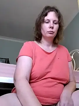 Snapshot of xxSexyBushLinnxx chatting on January 2025 02:58:01 PM xxSexyBushLinnxx online show from January 2025 02:58:01 PM