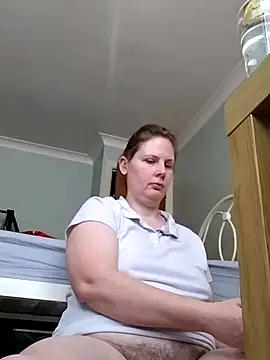 Snapshot of xxSexyBushLinnxx chatting on February 2025 12:16:02 PM xxSexyBushLinnxx online show from February 2025 12:16:02 PM