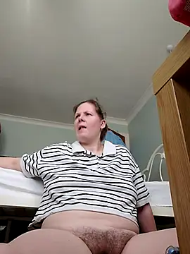 Snapshot of xxSexyBushLinnxx chatting on March 2025 11:08:02 AM xxSexyBushLinnxx online show from March 2025 11:08:02 AM