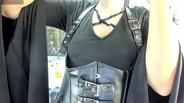 Snapshot of criss_21_ chatting on October 2025 08:27:02 PM criss 21 online show from October 2025 08:27:02 PM