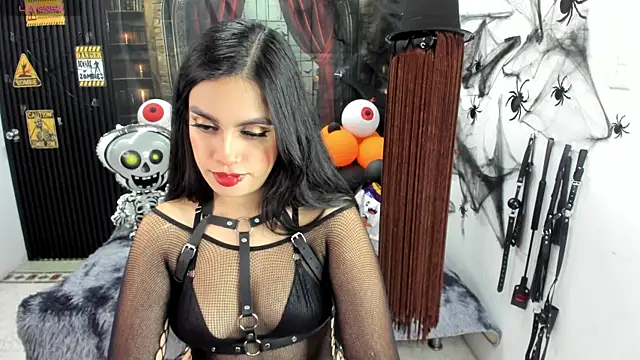 Snapshot of criss_21_ chatting on November 2025 08:08:01 PM criss 21 online show from November 2025 08:08:01 PM