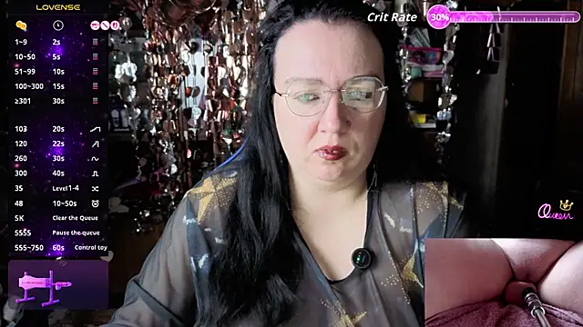 Snapshot of LeonaHarrison chatting on June 2026 02:05:02 AM LeonaHarrison online show from June 2026 02:05:02 AM