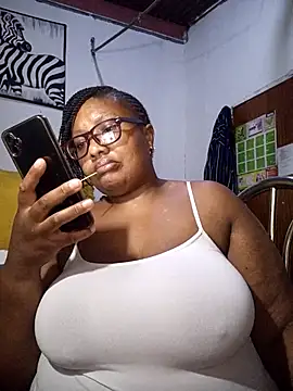 YELLOW BONE online show from March 2026 06:43:01 PM