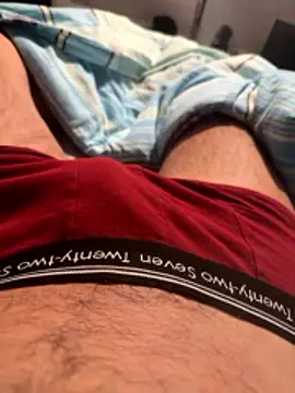 spritzerboy23 online show from January 2026 10:57:02 PM